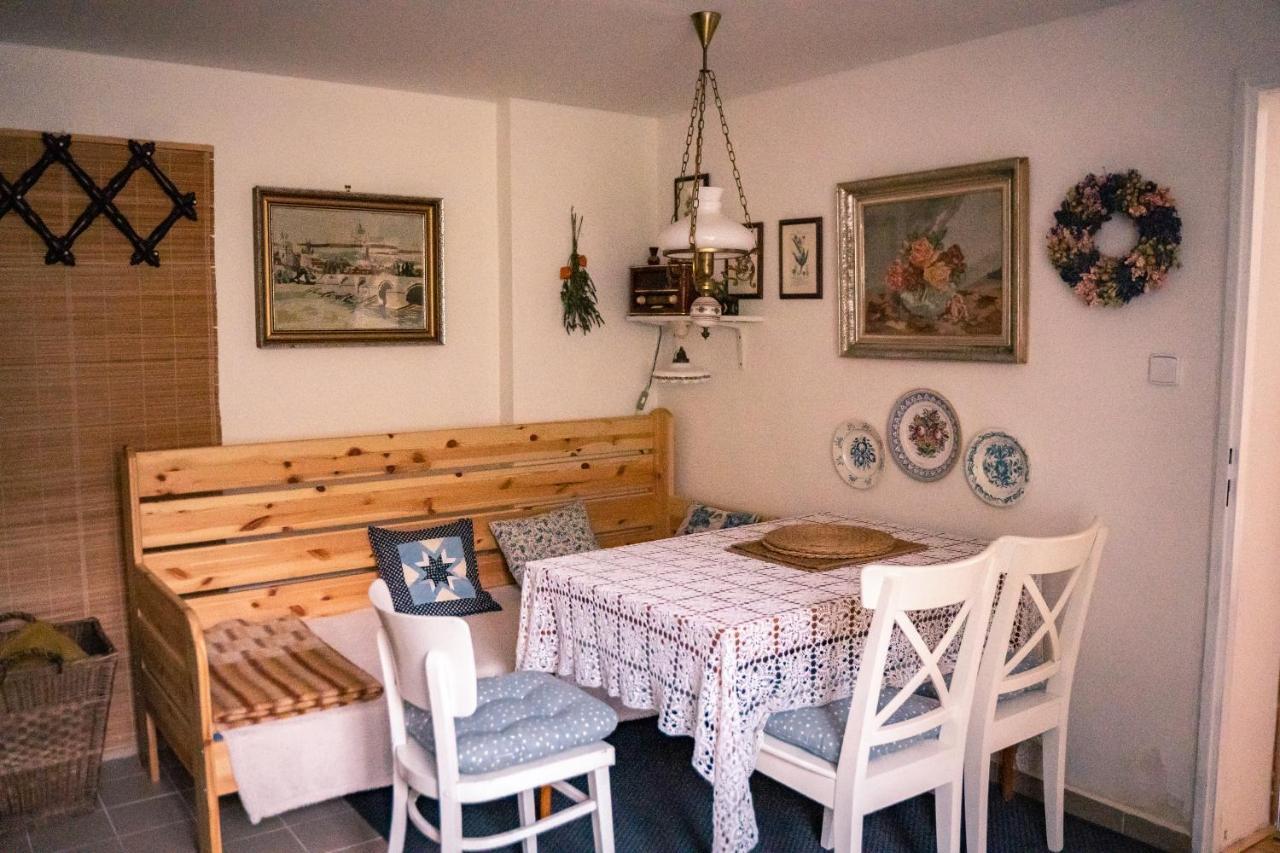 U Mushera Vrchlabi Bagian luar foto